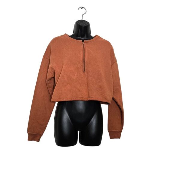 Urban Outfitters Sweatshirt Cropped Size Medium Pullover 1/2 Zip Boxy NWT - Picture 1 of 5